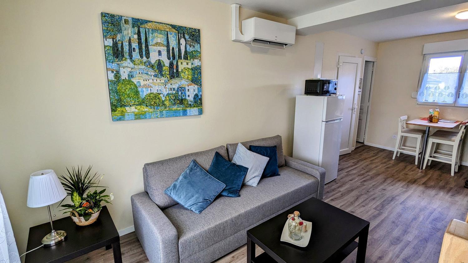 Les Loges De Vero Duplex , Appartement Neuf Classe 3 Etoiles - Garage Velo Et Moto - Parking Prive - 1 Chambre Et Un Canape Convertible - Gere Par Prestazen'Services Thierville-sur-Meuse المظهر الخارجي الصورة